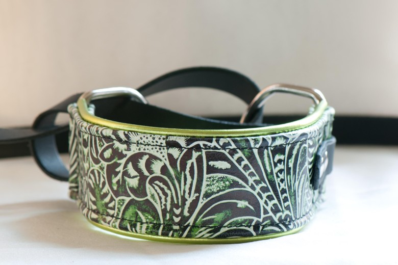 Slip Lead in Green Western Floral Leather Design