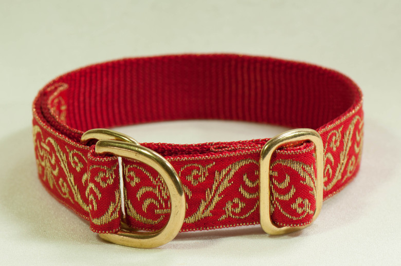 Limited Slip Hound Collar in Red and Gold Florence Design
