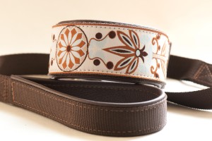 Slip Lead in Brown and Cream Pinwheel Design